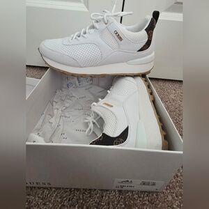 GUESS Women's White and Brown Sneakers